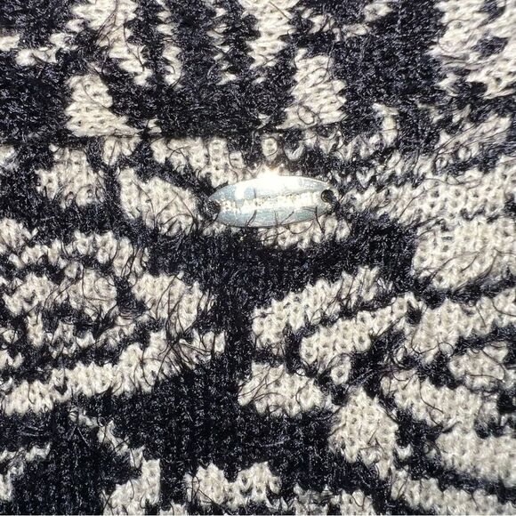 Black Rivet rose metallic print soft faux fur sweater cardigan jacket - Picture 5 of 12